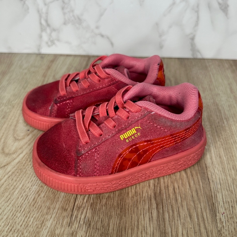 PUMA Suede Sneakers Toddler Size Pink Athletic Shoes Casual Sneakers - Picture 1 of 6